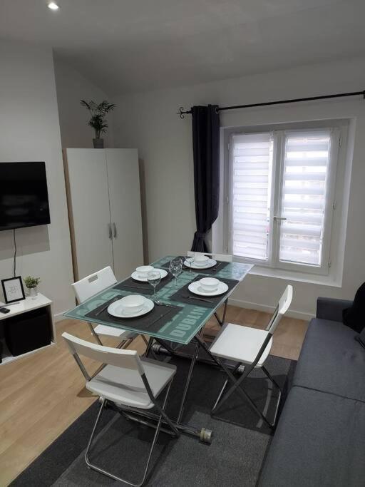 Ferienwohnung Smart House Airport Cdg, Asterix Louvres Exterior foto